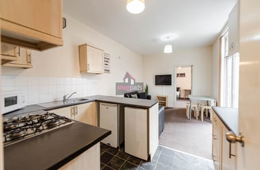 Salford, Seedley - Image 3