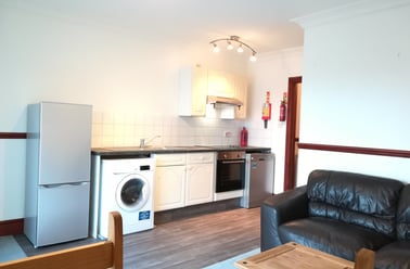 Sketty Road, Uplands, Swansea - Image 2