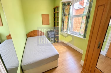 St. James Road, Victoria Park, Leicester - Image 3