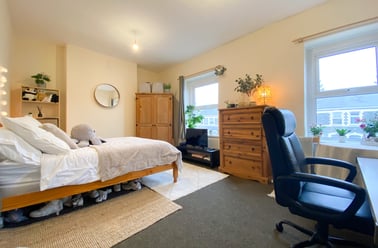 Cathays, Cardiff - Image 3
