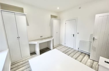 King Edwards Road, Brynmill, Swansea - Image 2