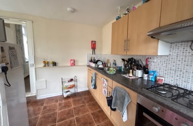 Cathays, Cardiff - Image 3