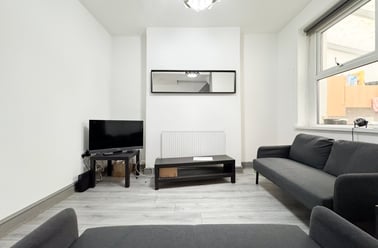 Cathays, Plasnewydd, Cardiff - Image 2
