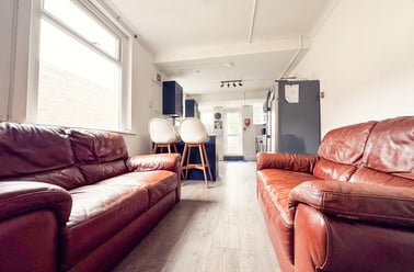 Cathays, Cardiff - Image 3