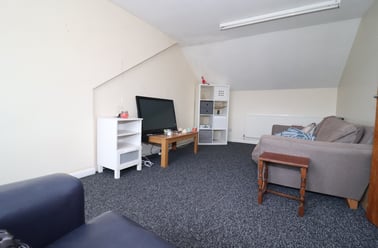 Cathays, Cardiff - Image 2