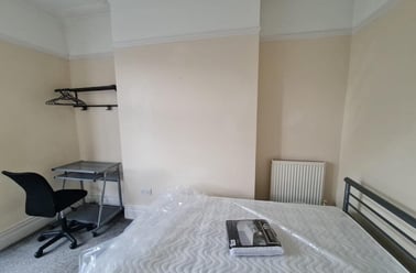 Uplands, Swansea - Image 3