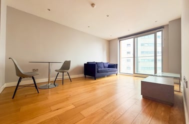 City Centre, Cardiff - Image 2