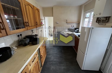 Howard Road, Clarendon Park, Leicester - Image 3