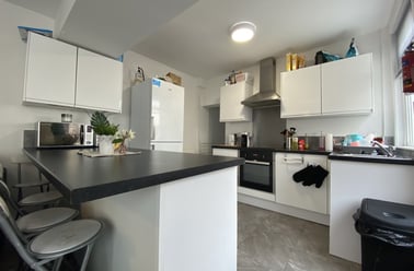 Roath, Cathays, Cardiff - Image 2