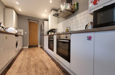 Cathays, Plasnewydd, Cardiff - Image 2