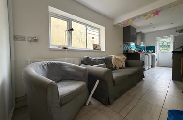 Cathays, Plasnewydd, Cardiff - Image 3