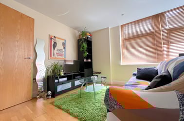 Cardiff Bay, Cardiff - Image 3