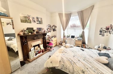 Pantygwydr Road, Uplands, Swansea - Image 2