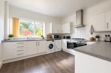 Roath, Plasnewydd, Cardiff - Image 2
