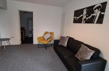 Peter Street, Waun Wen, Swansea - Image 2