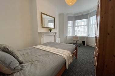 Cathays, Cardiff - Image 3