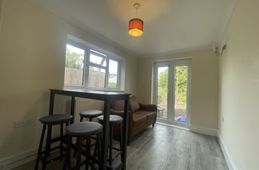 Cathays, Cardiff - Image 2