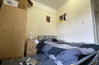 Cathays, Cardiff - Image 3