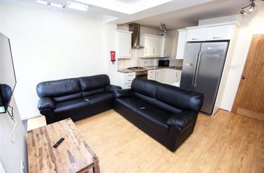 Heeley Road, Selly Park, Birmingham - Image 2