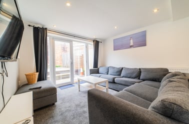 Cathays, Plasnewydd, Cardiff - Image 2