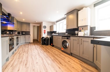 Cathays, Plasnewydd, Cardiff - Image 3