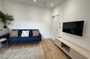 Heath, Maindy, Cardiff - Image 2