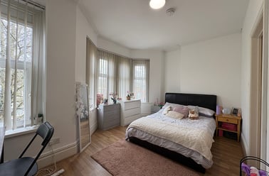 Cathays, Cardiff - Image 3