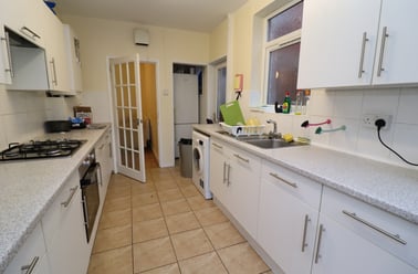 Cathays, Plasnewydd, Cardiff - Image 2