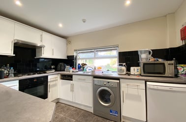 Cathays, Plasnewydd, Cardiff - Image 2