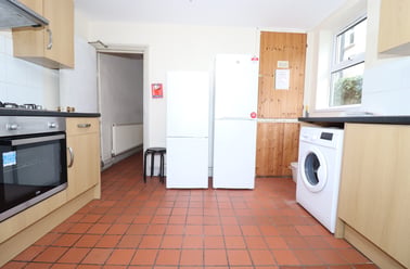 Cathays, Cardiff - Image 3