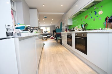 Cathays, Cardiff - Image 2