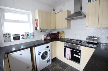 Roath, Plasnewydd, Cardiff - Image 2