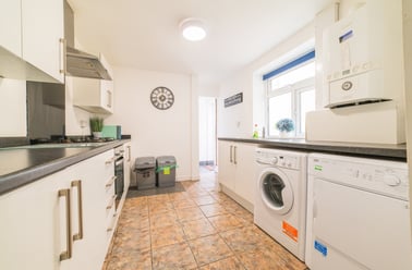 Cathays, Plasnewydd, Cardiff - Image 3