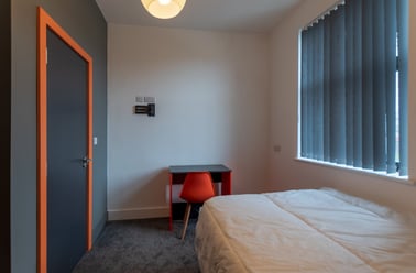 Port Tennant, Swansea - Image 3