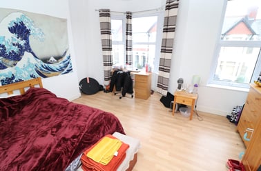Cathays, Cardiff - Image 3