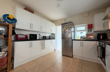 Cathays, Plasnewydd, Cardiff - Image 3