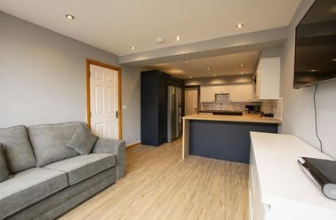 Raddlebarn Road, Selly Park, Birmingham - Image 2