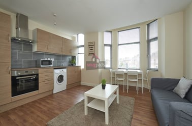 Salford, Seedley - Image 2