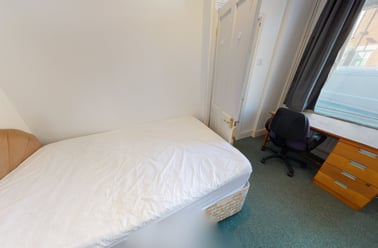 Lytton Road, Clarendon Park, Leicester - Image 3