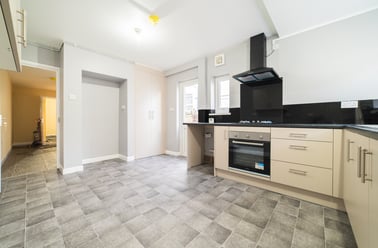 Riverside , City Centre, Cardiff - Image 2