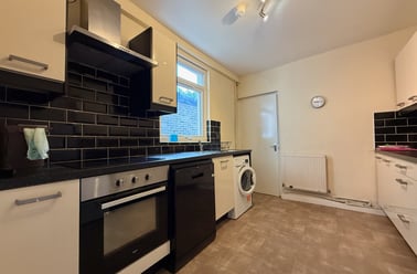 Cathays, Plasnewydd, Cardiff - Image 3