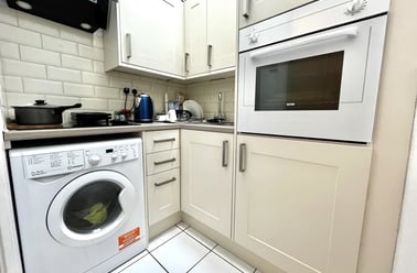City Centre, Cardiff - Image 3