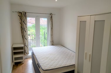 Sandfields, Mount Pleasant, Swansea - Image 3