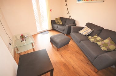 Brynmill, Swansea - Image 2