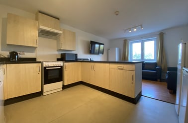 Cathays, Cardiff - Image 2