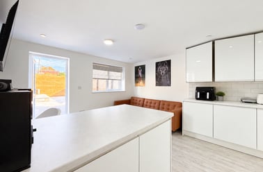 Cathays, Plasnewydd, Cardiff - Image 2