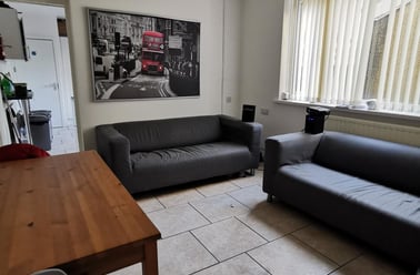 Brynmill, Swansea - Image 2