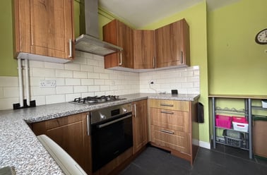 Roath, Plasnewydd, Cardiff - Image 3