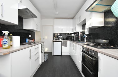 North Park Avenue, Earlham, Norwich - Image 3