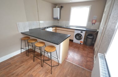 Oakfields Road, West Bridgford, Nottingham - Image 3